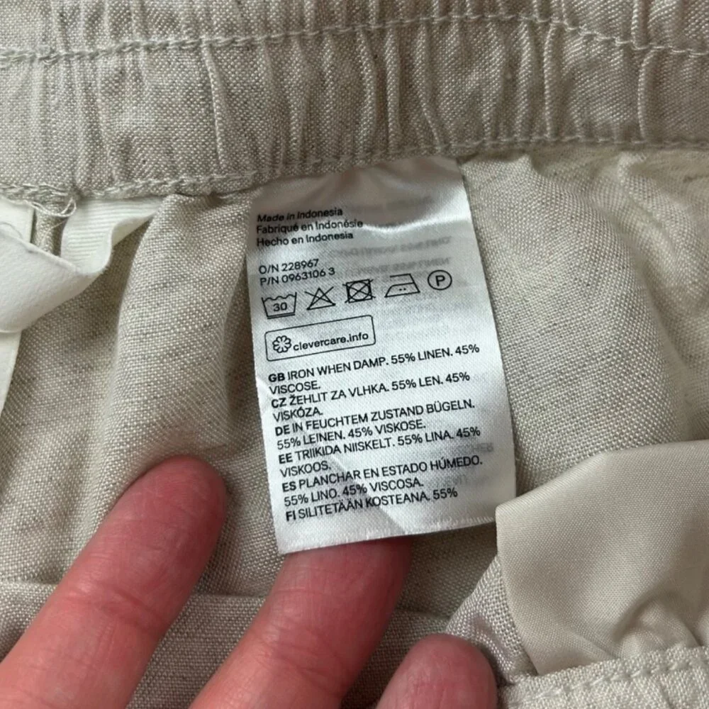 H&M reposhing this
